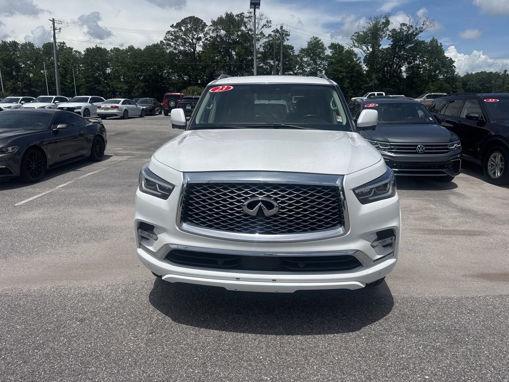 2024 INFINITI QX80 LUXE