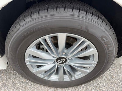 2024 INFINITI QX80 LUXE