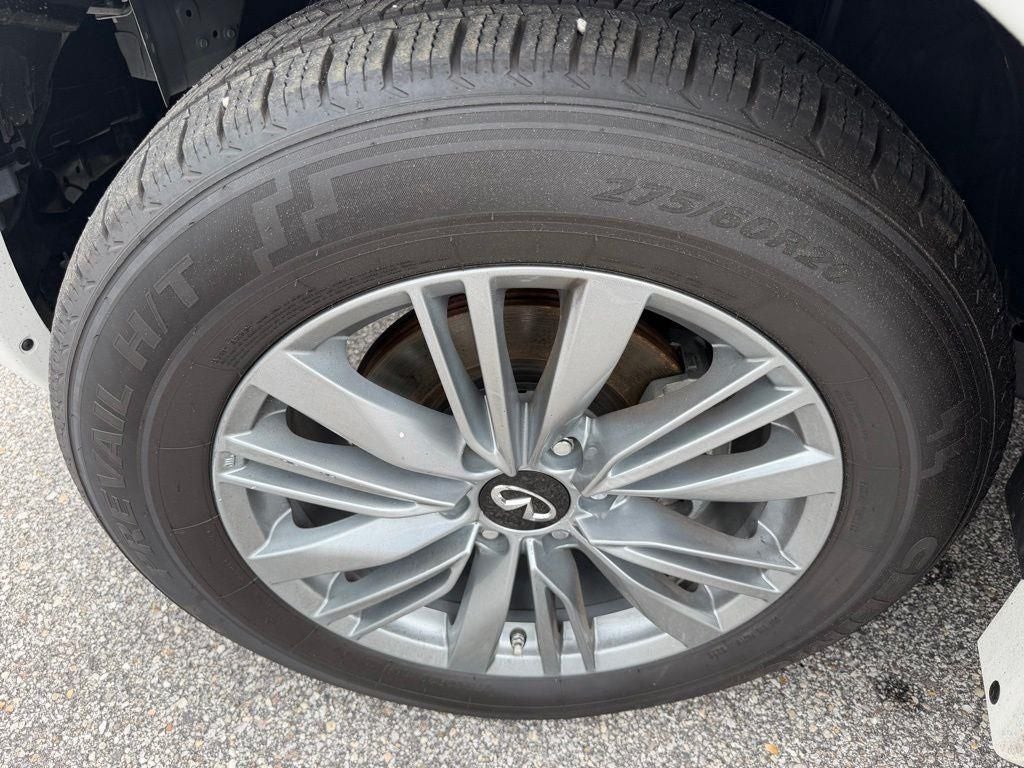 2024 INFINITI QX80 LUXE