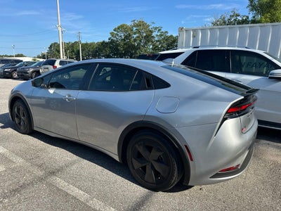2025 Toyota Prius LE