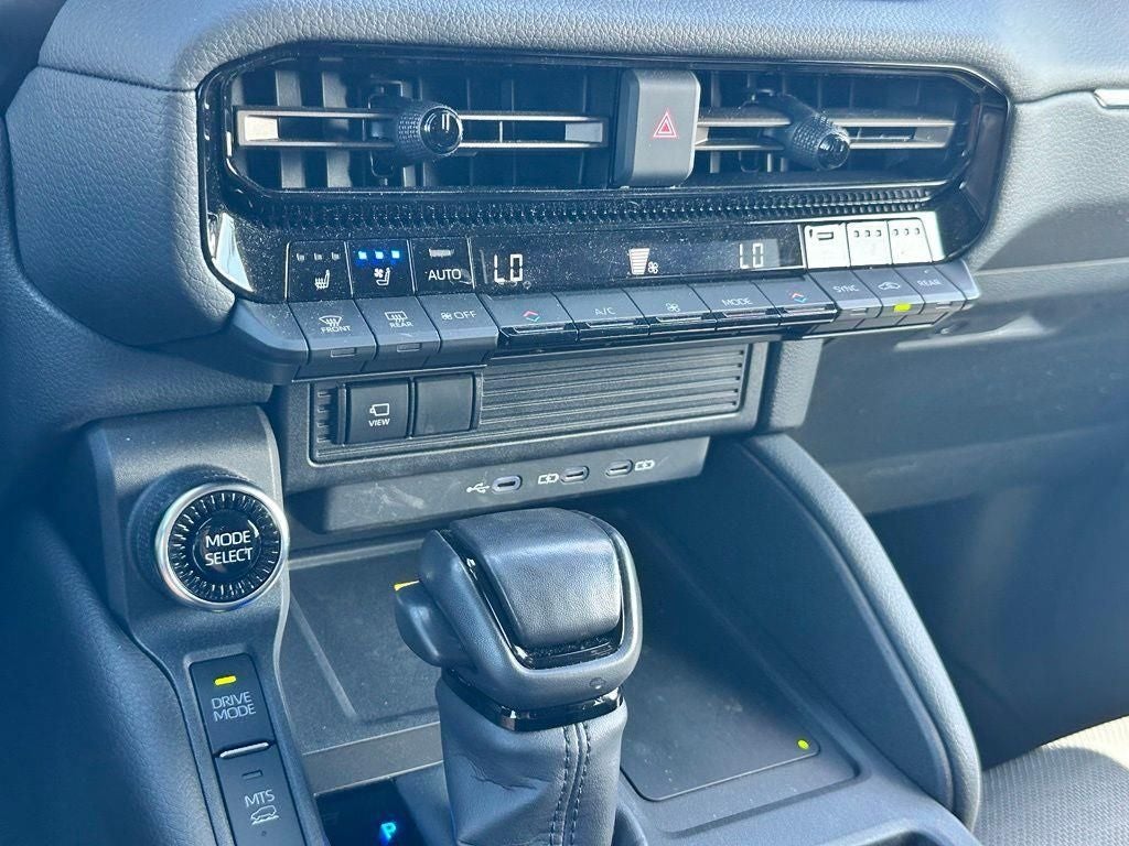 2025 Toyota Land Cruiser Base PREMIUM PACKAGE