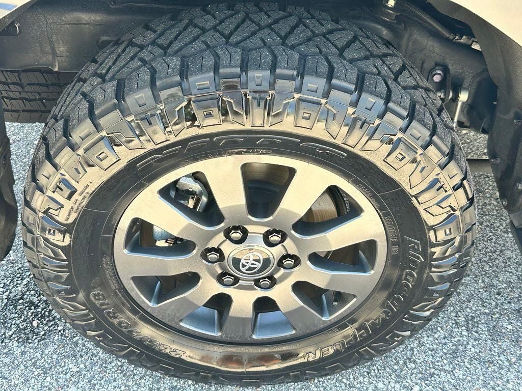 2025 Toyota Land Cruiser Base PREMIUM PACKAGE