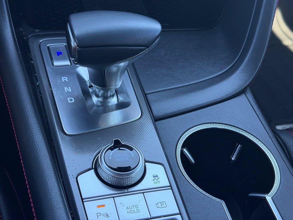 2024 Genesis G70 2.5T