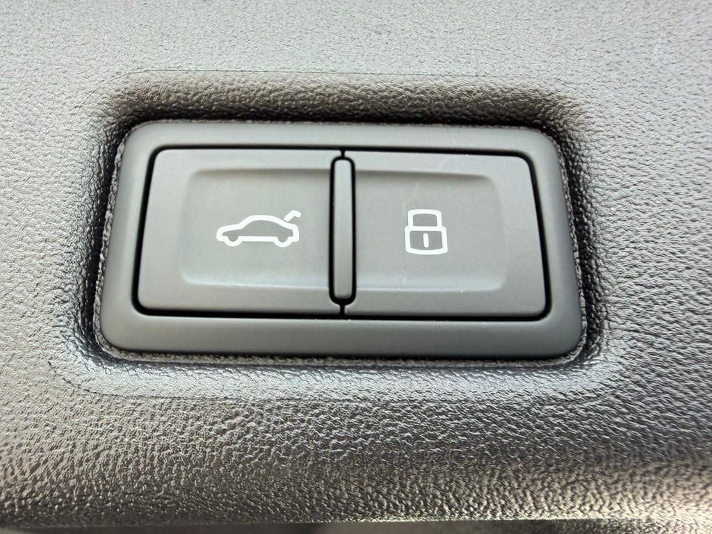 2025 Audi Q5 2.0T Premium quattro