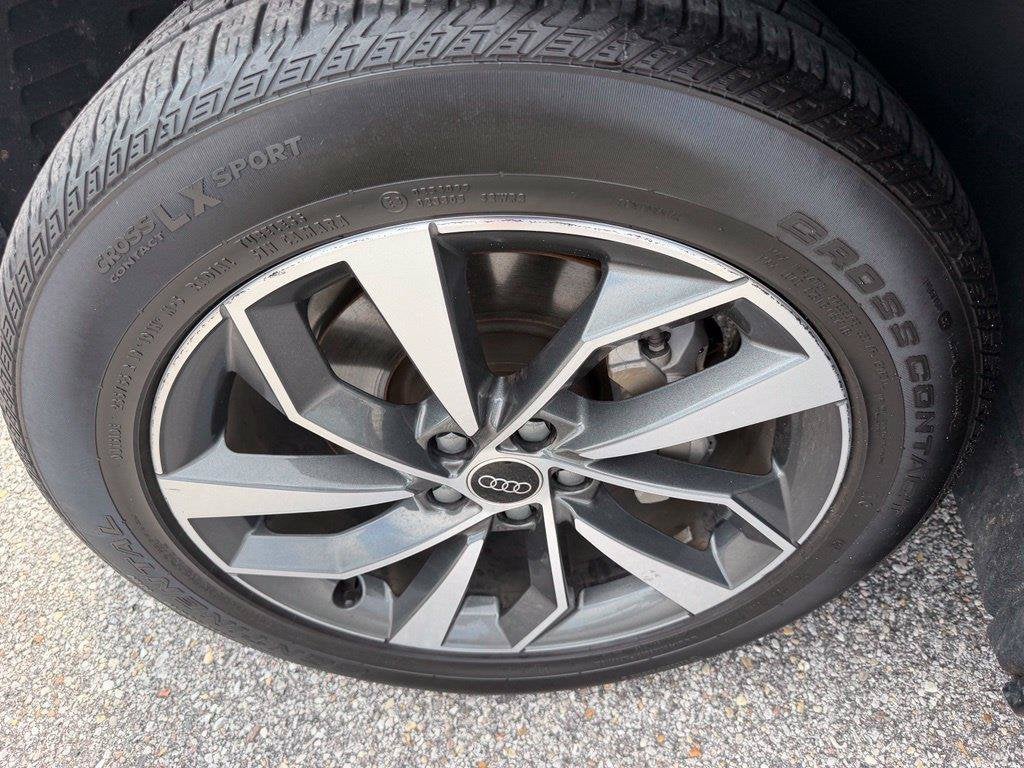 2024 Audi Q5 45 S line Prestige quattro