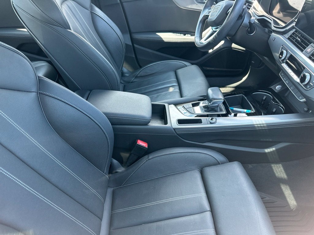 2023 Audi A4 45 S line Premium Plus quattro