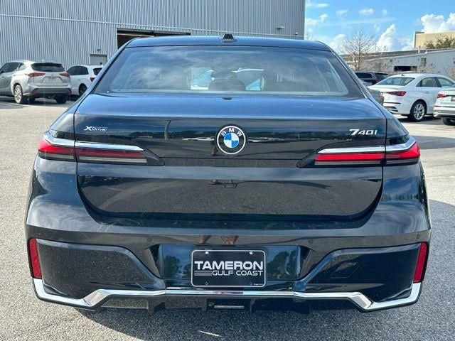 2024 BMW 7 Series 740i xDrive