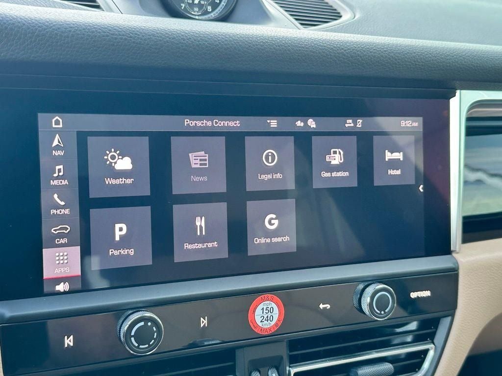 2025 Porsche Macan Base