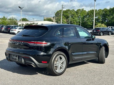 2025 Porsche Macan Base