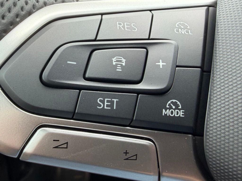 2026 Volkswagen Golf GTI Autobahn