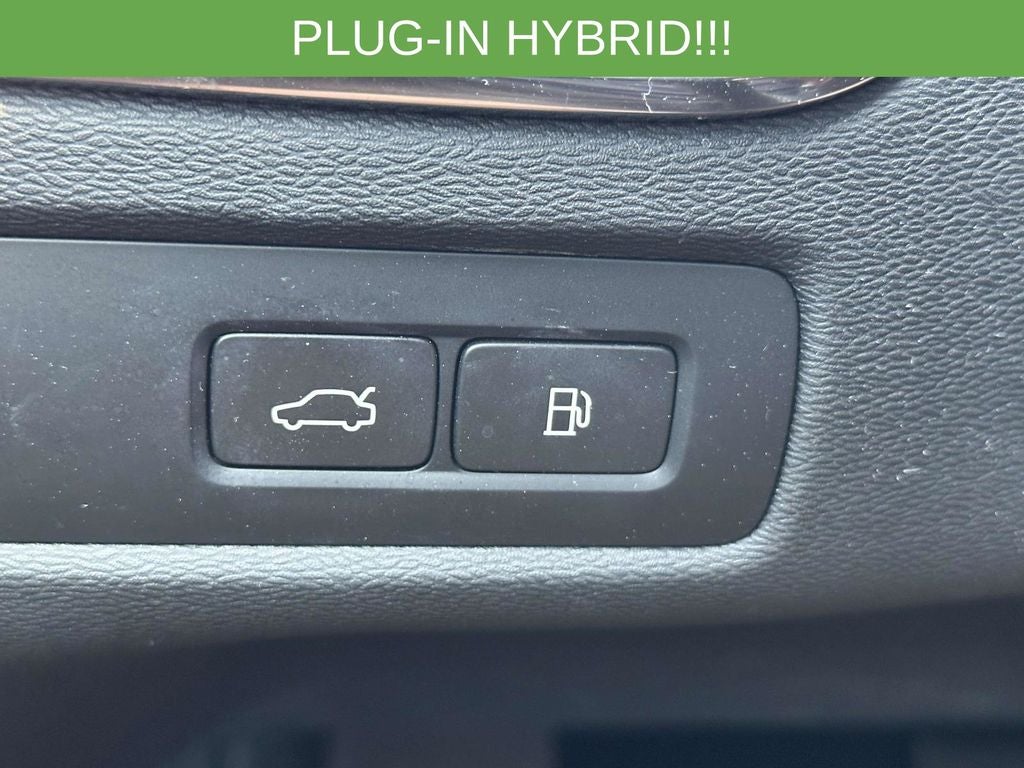 2023 Volvo XC60 Recharge Plug-In Hybrid Ultimate