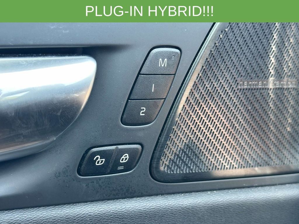 2023 Volvo XC60 Recharge Plug-In Hybrid Ultimate