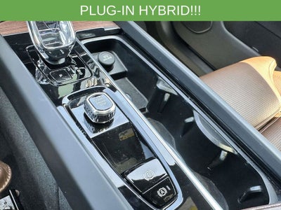 2023 Volvo XC60 Recharge Plug-In Hybrid Ultimate