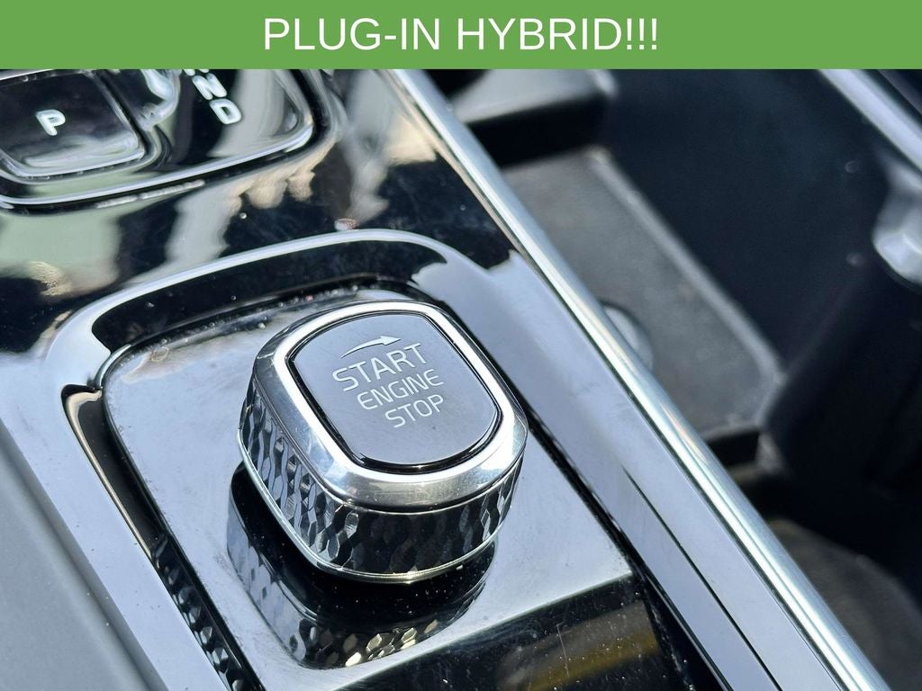 2023 Volvo XC60 Recharge Plug-In Hybrid Ultimate