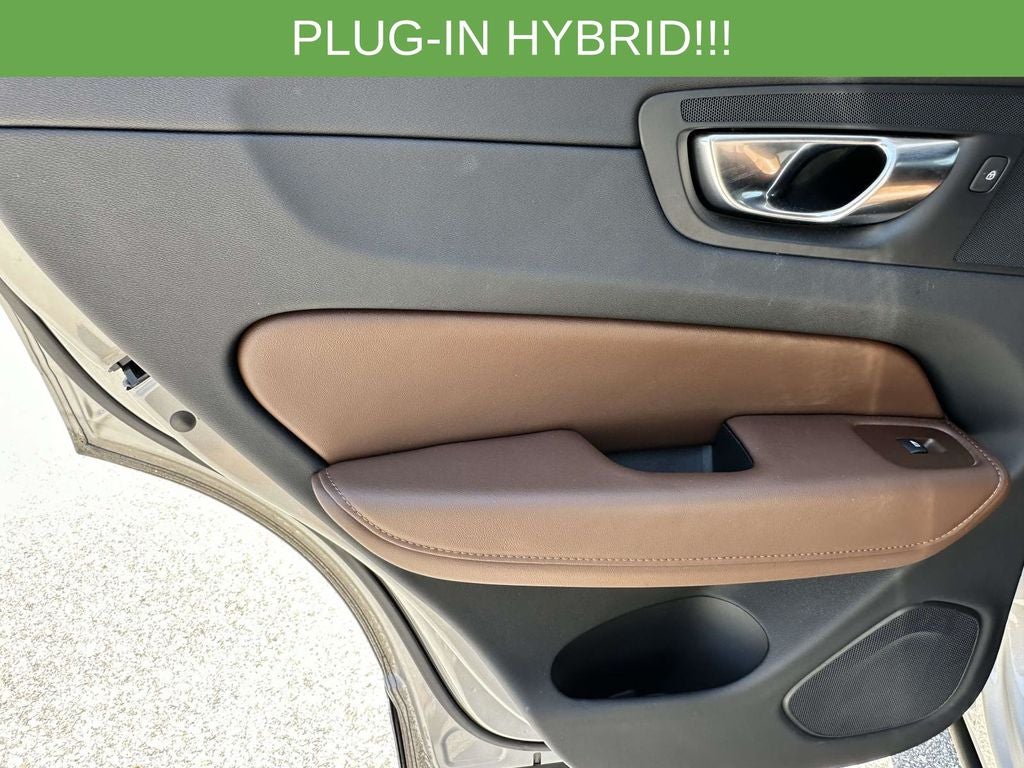 2023 Volvo XC60 Recharge Plug-In Hybrid Ultimate