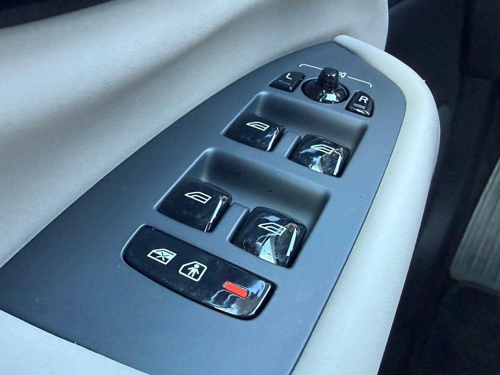 2025 Volvo XC90 Plug-In Hybrid T8 Ultra 6 Passenger 2025.5