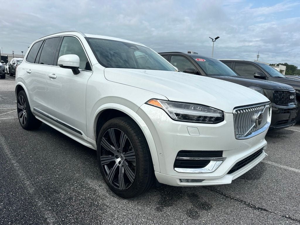 2024 Volvo XC90 B5 Plus