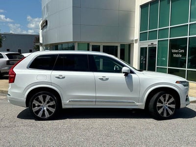 2024 Volvo XC90 B5 Plus