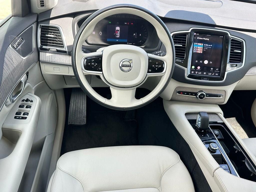2024 Volvo XC90 B5 Plus