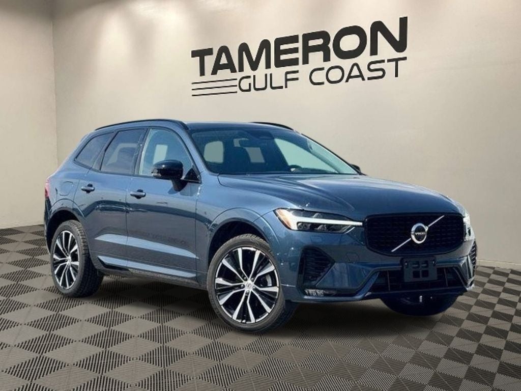 2024 Volvo XC60 B5 Plus Dark Theme