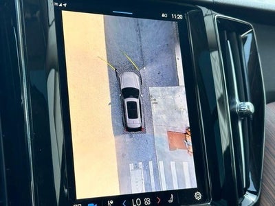 2024 Volvo XC60 B5 Plus Dark Theme