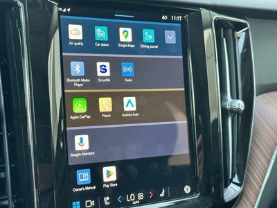 2024 Volvo XC60 B5 Plus Dark Theme