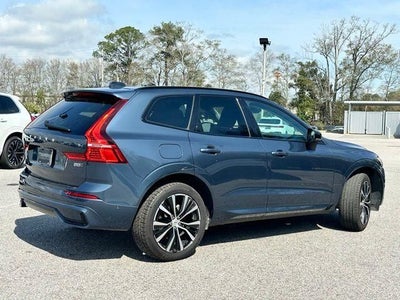 2024 Volvo XC60 B5 Plus Dark Theme