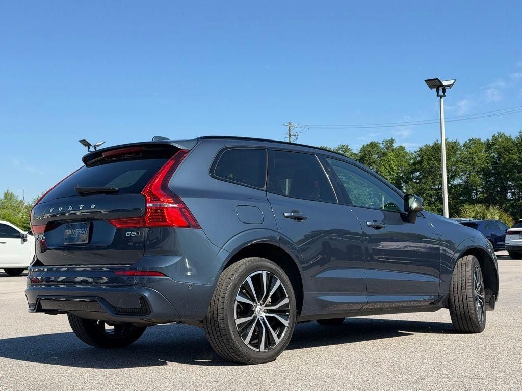 2024 Volvo XC60 B5 Plus Dark Theme