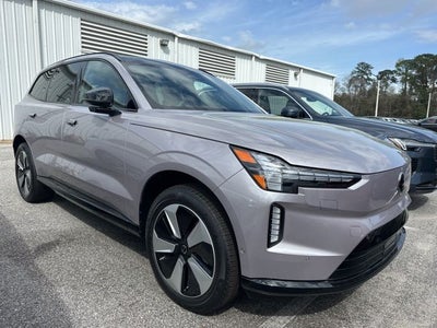 2026 Volvo EX90 Plus