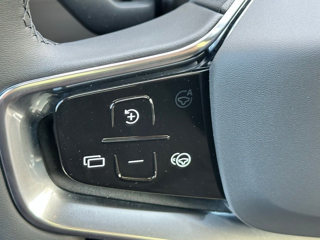 2026 Volvo EX90 Plus