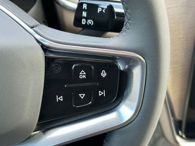 2026 Volvo EX90 Plus