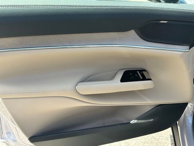 2026 Volvo EX90 Plus