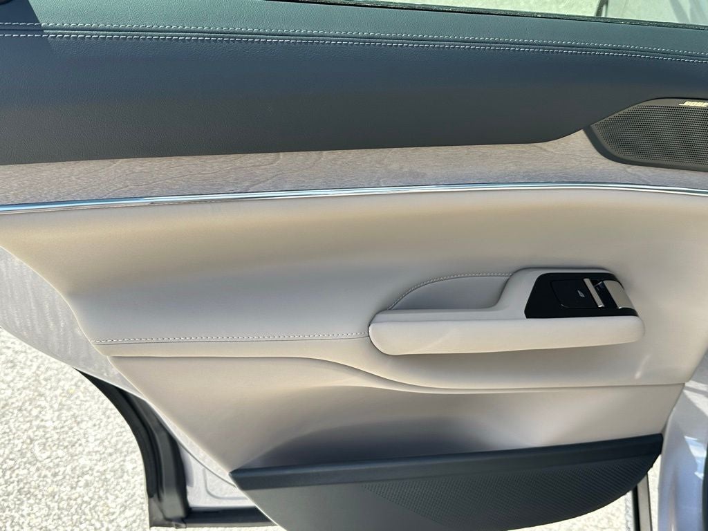 2026 Volvo EX90 Plus