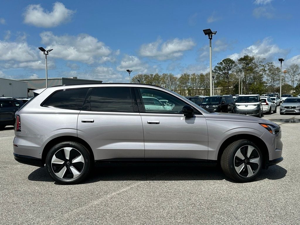 2026 Volvo EX90 Plus