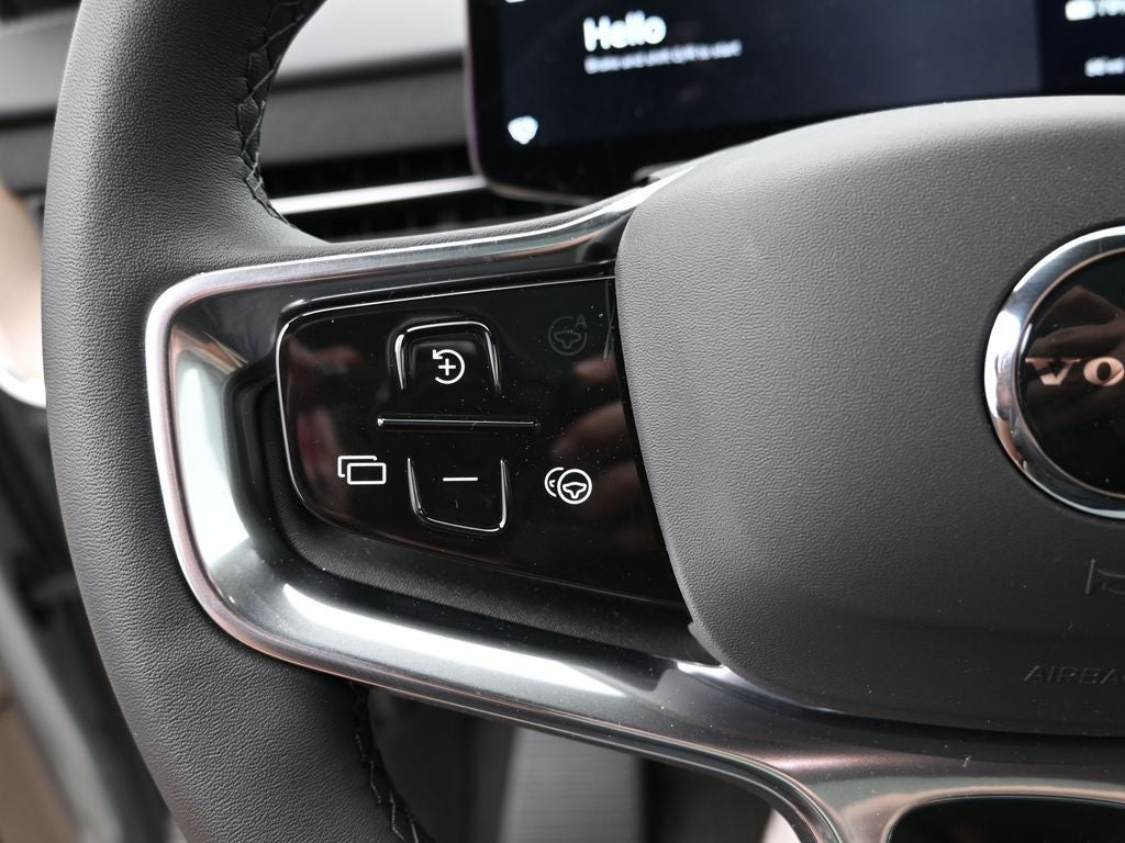 2025 Volvo EX90 Twin Motor Performance Plus 7-Seater