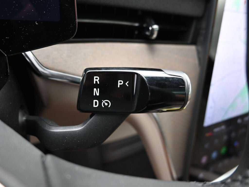 2025 Volvo EX90 Twin Motor Performance Plus 7-Seater