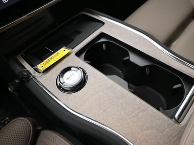 2025 Volvo EX90 Twin Motor Performance Plus 7-Seater