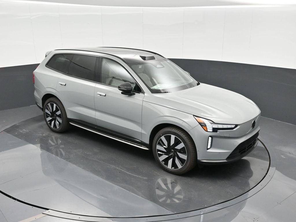 2025 Volvo EX90 Twin Motor Performance Plus 7-Seater