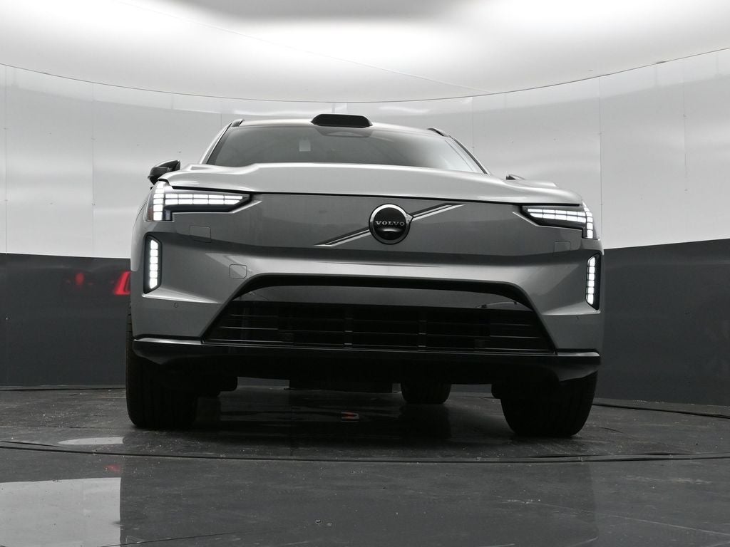 2025 Volvo EX90 Twin Motor Performance Plus 7-Seater