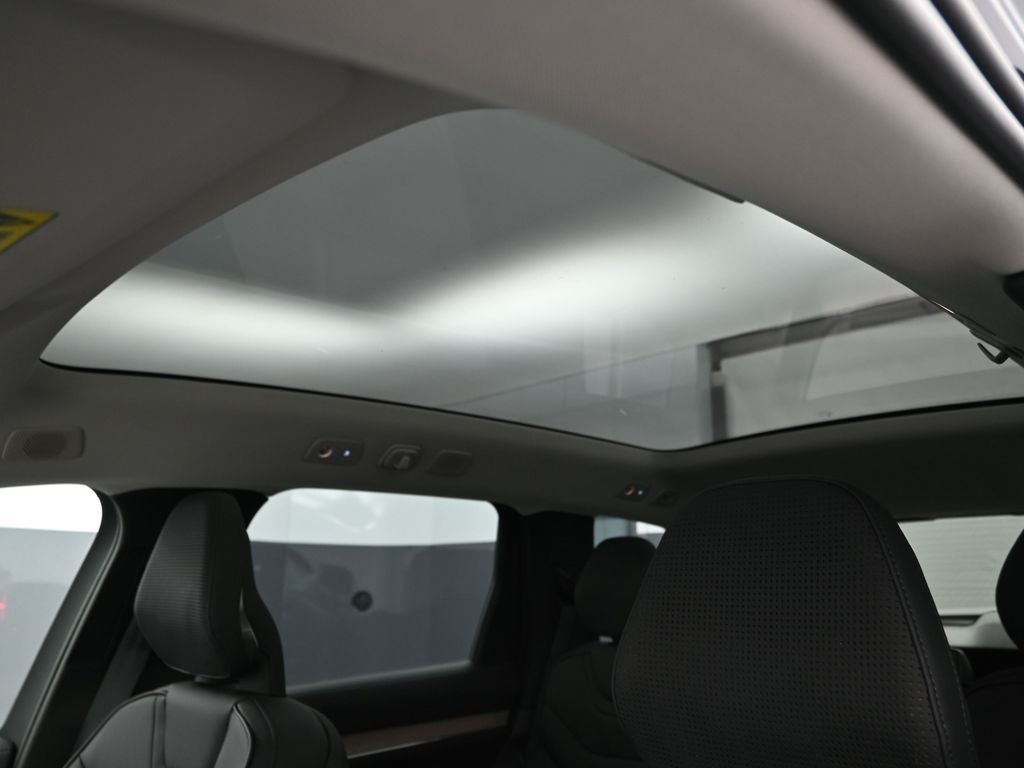 2025 Volvo EX90 Twin Motor Performance Ultra 7-Seater