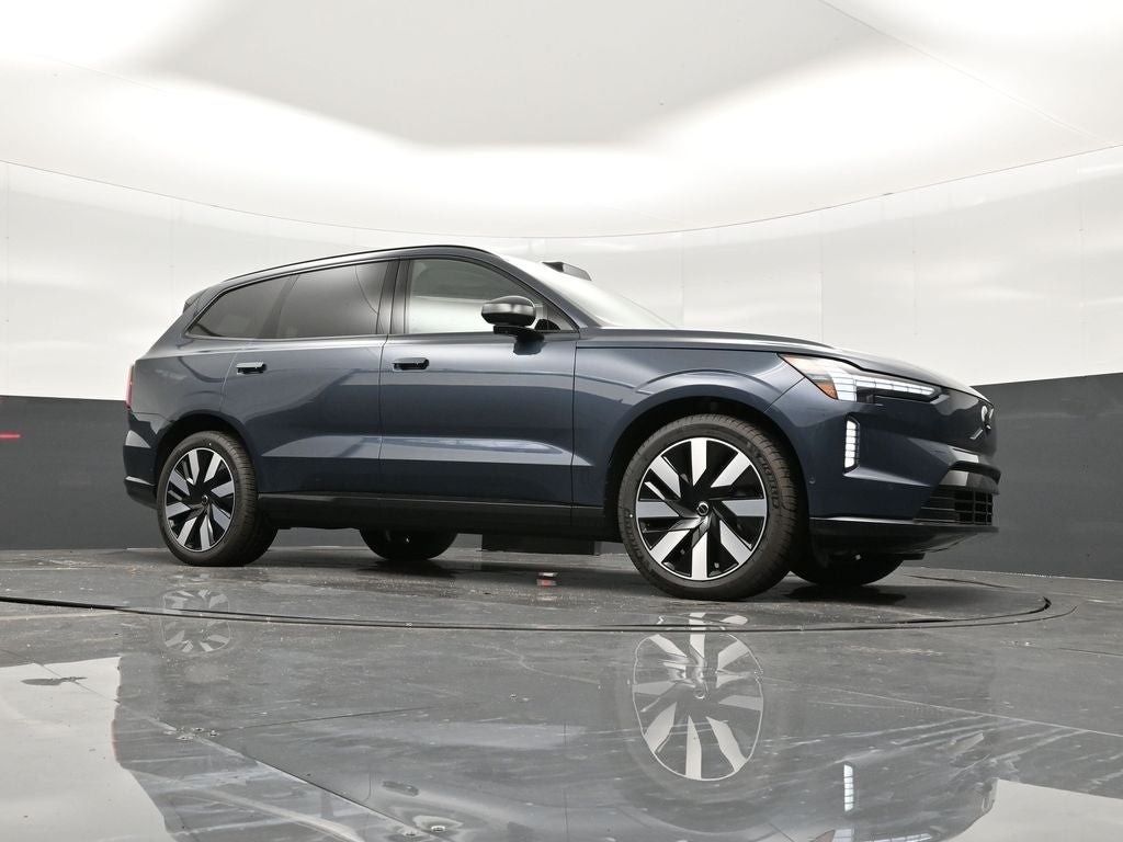 2025 Volvo EX90 Twin Motor Performance Ultra 7-Seater