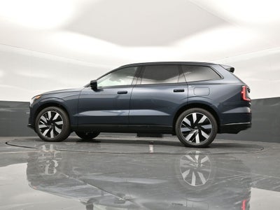 2025 Volvo EX90 Twin Motor Performance Ultra 7-Seater