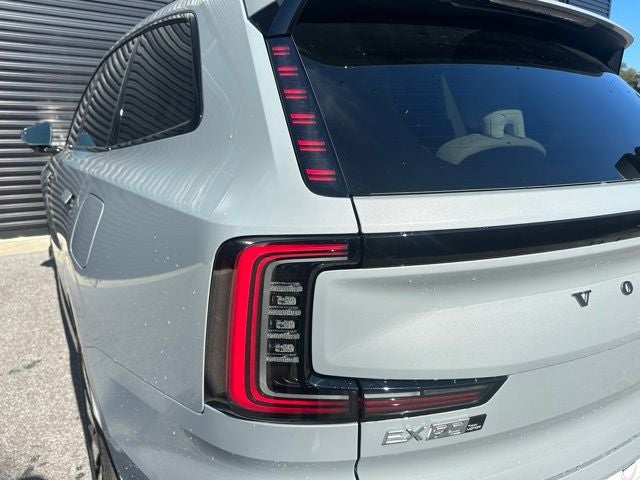 2025 Volvo EX90 Twin Motor Ultra 7-Seater
