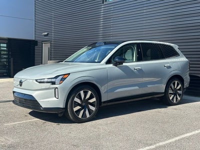 2025 Volvo EX90 Twin Motor Ultra 7-Seater