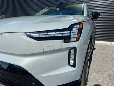 2025 Volvo EX90 Twin Motor Ultra 7-Seater