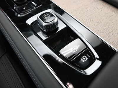 2026 Volvo XC90 B6 Plus 6-Seater