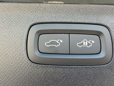 2027 Volvo XC90 B6 Plus 7-Seater