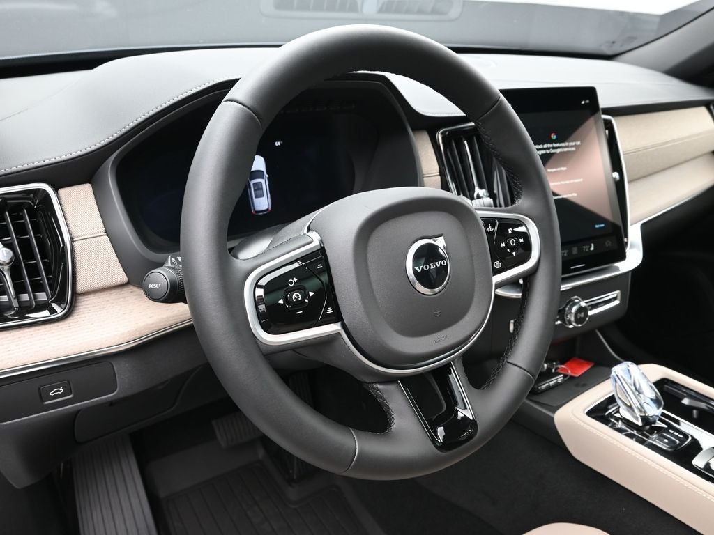 2026 Volvo XC90 B6 Plus 7-Seater