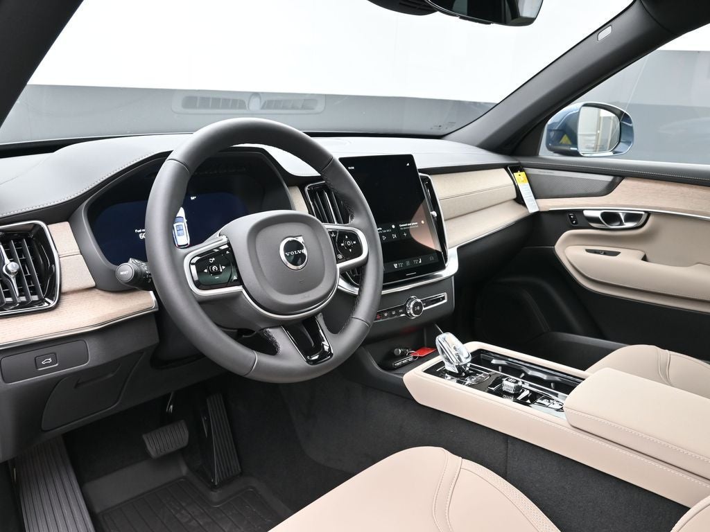 2026 Volvo XC90 B6 Plus 7-Seater