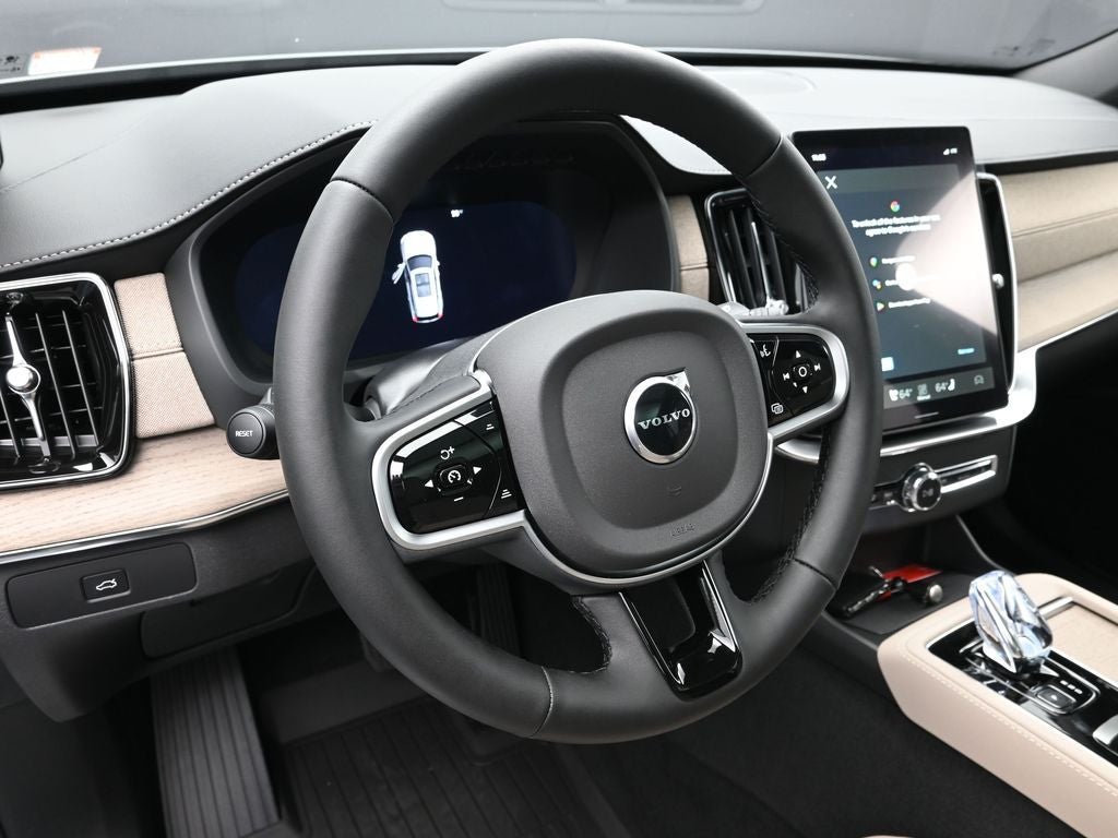 2026 Volvo XC90 B6 Plus 7-Seater
